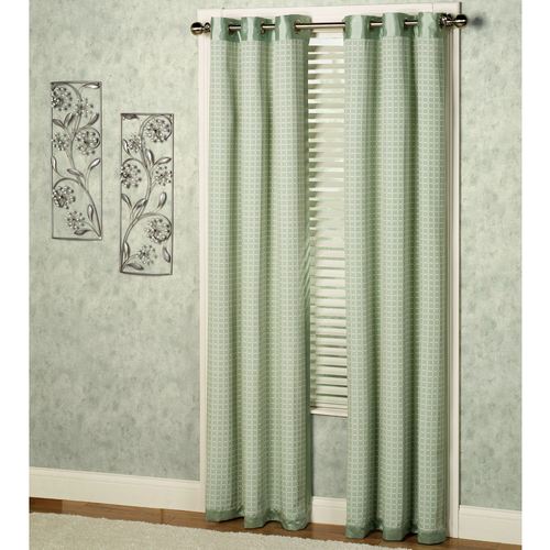 Zephyr Bedspread Thumbnail Image