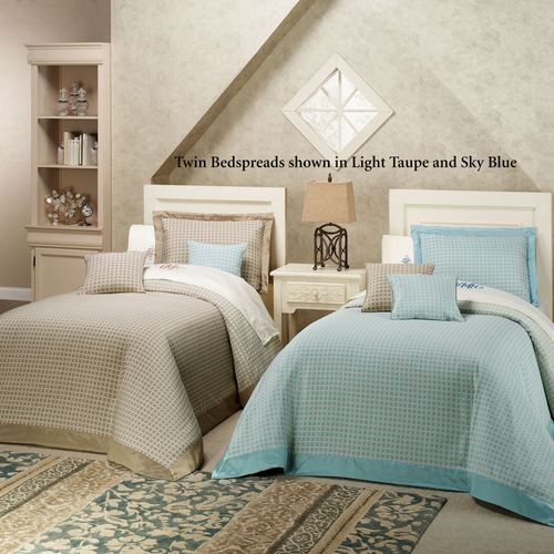 Zephyr Bedspread Thumbnail Image