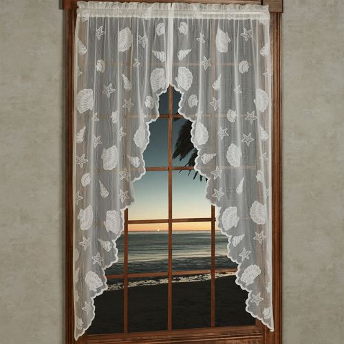 Q052-005_V.jpg Thumbnail Image