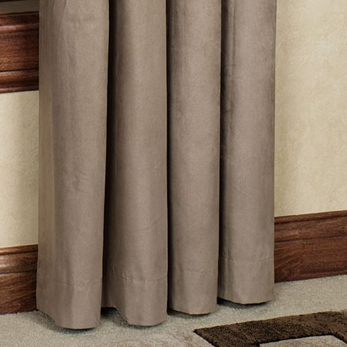 R112-001_V.jpg Thumbnail Image