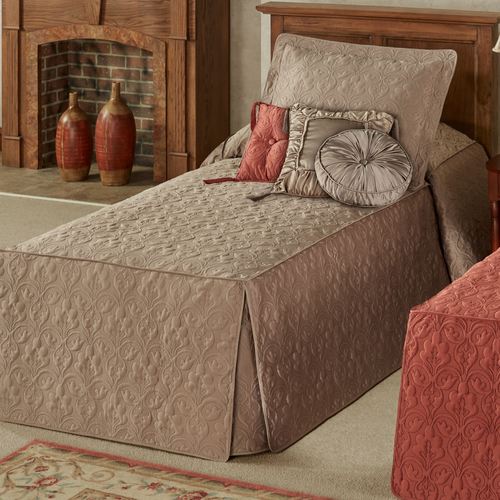 V030-015_Mink.jpg Thumbnail Image