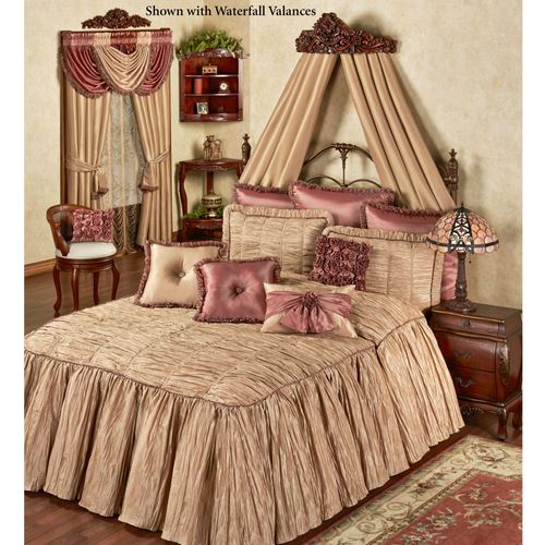 Majesty Grande Bedspread Golden Honey Thumbnail Image