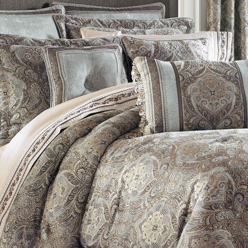 Provence Scroll Comforter Set Beige Thumbnail Image