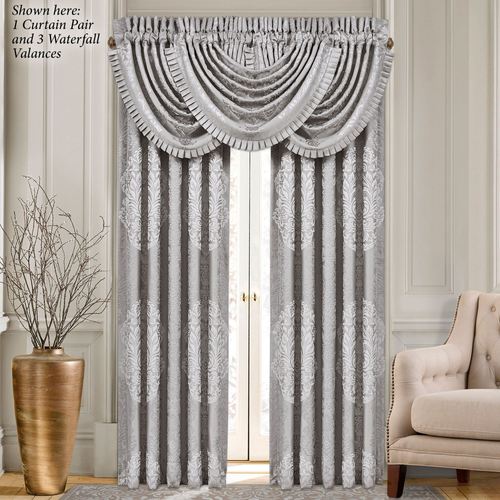 La Scala Medallion Comforter Set Silver Thumbnail Image