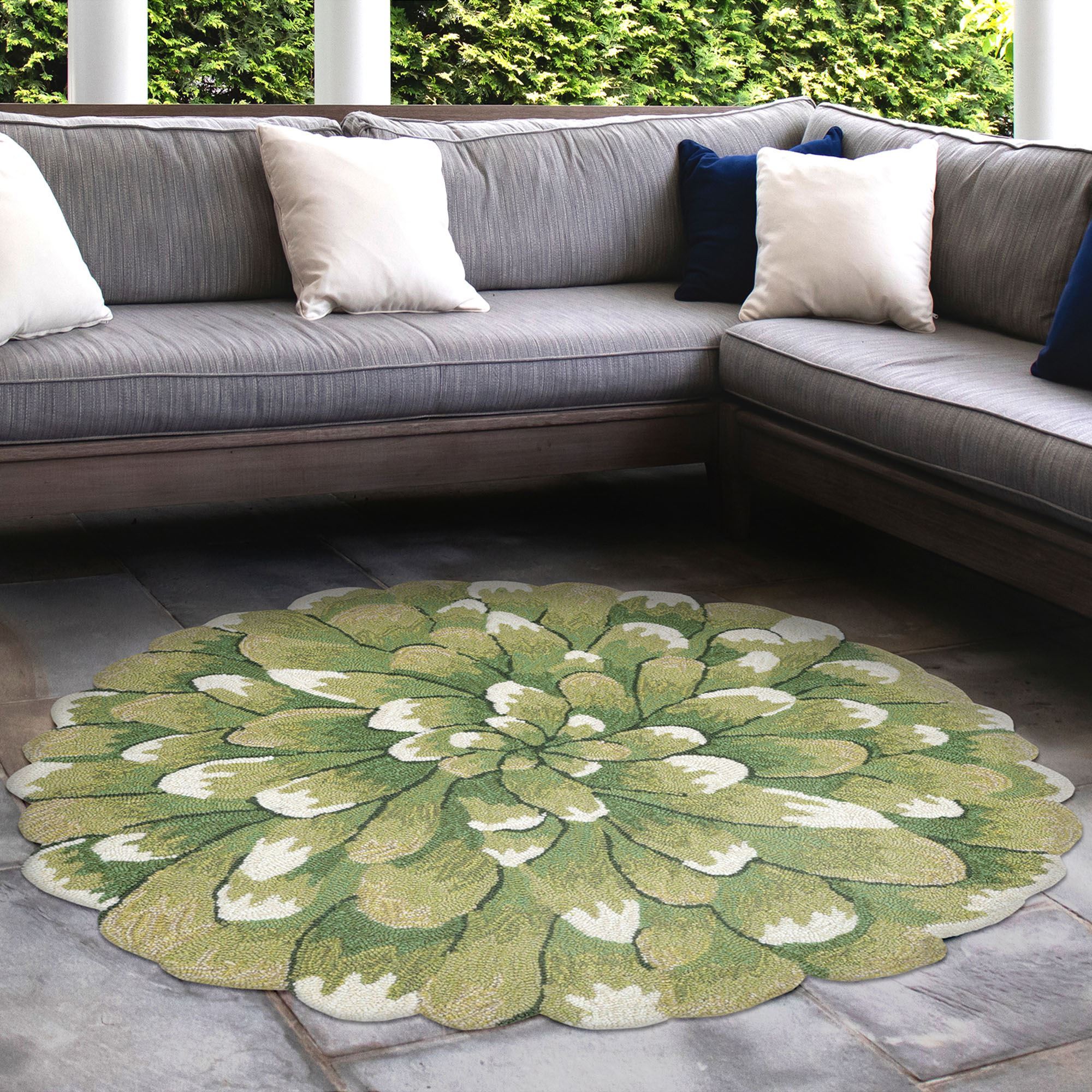 Mum Flower Shaped Indoor Outdoor Round Rugs by Liora Manne