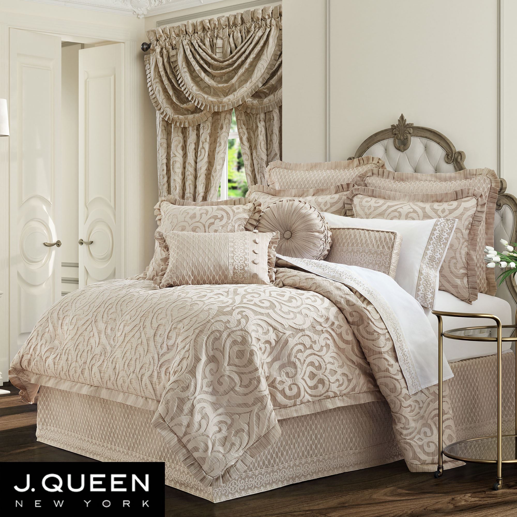 J Queen Bedding