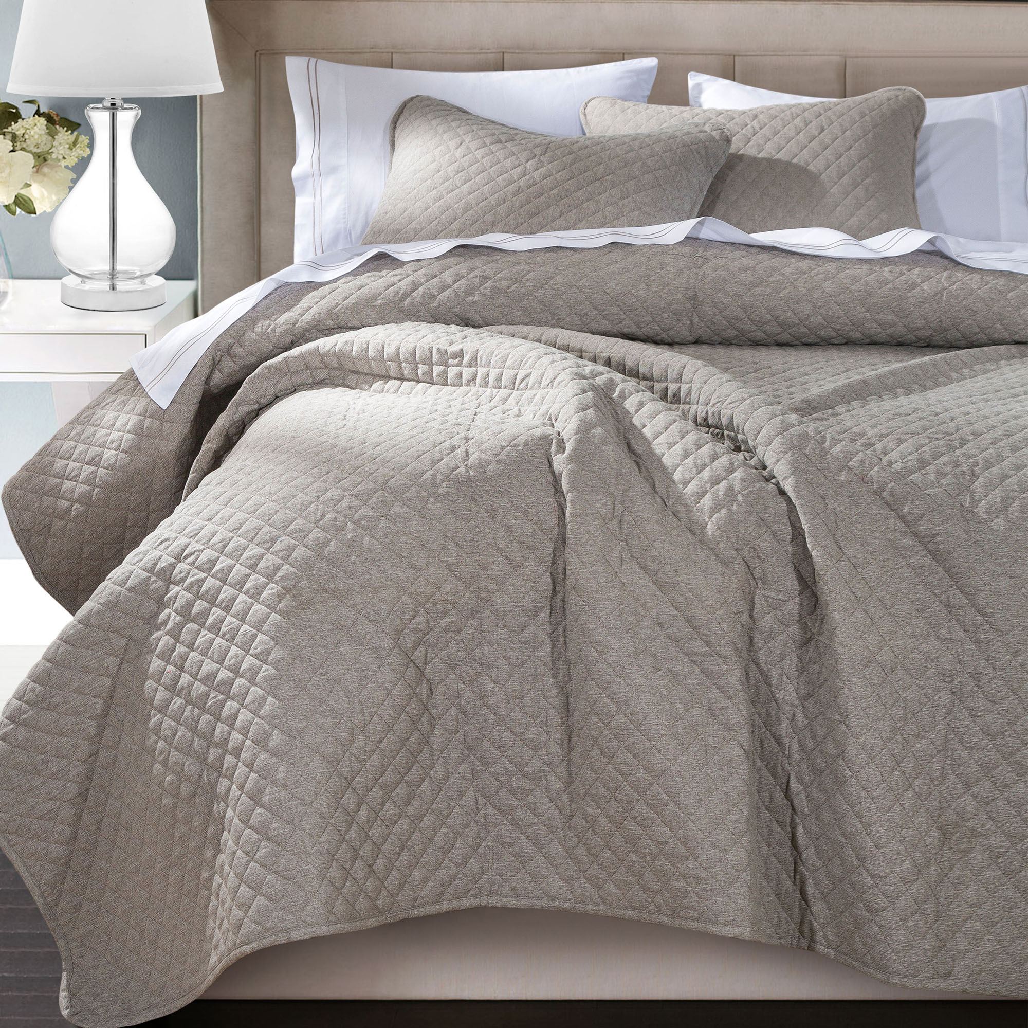 Solid Color Coverlets Anna Solid Color Diamond Quilted Mini Coverlet Set Bedding