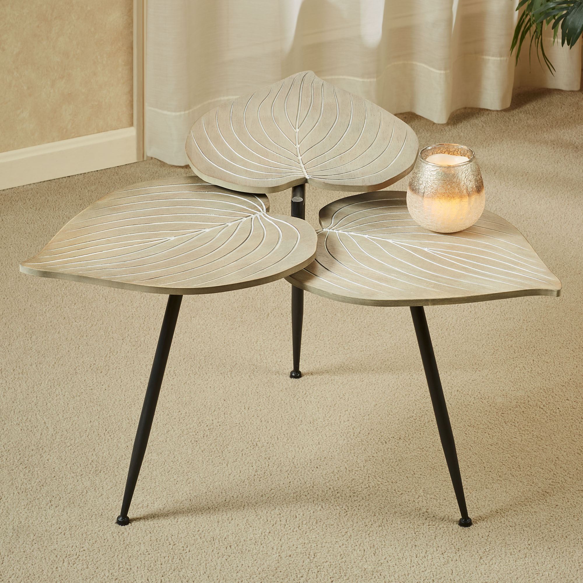 Three Legged Decorator Table Simple And Rustic Three Legged End Table