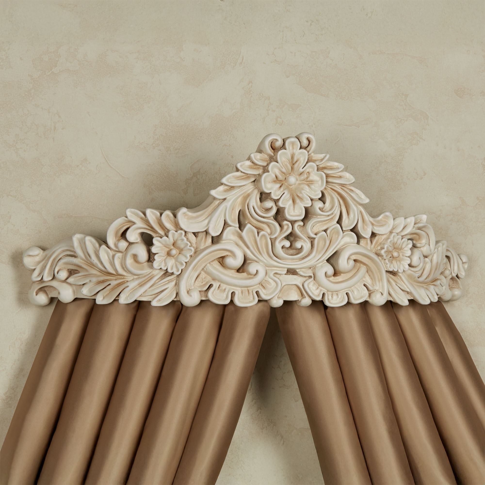 Rustic Teester Izabella Antique Ivory Wall Teester Bed Crown