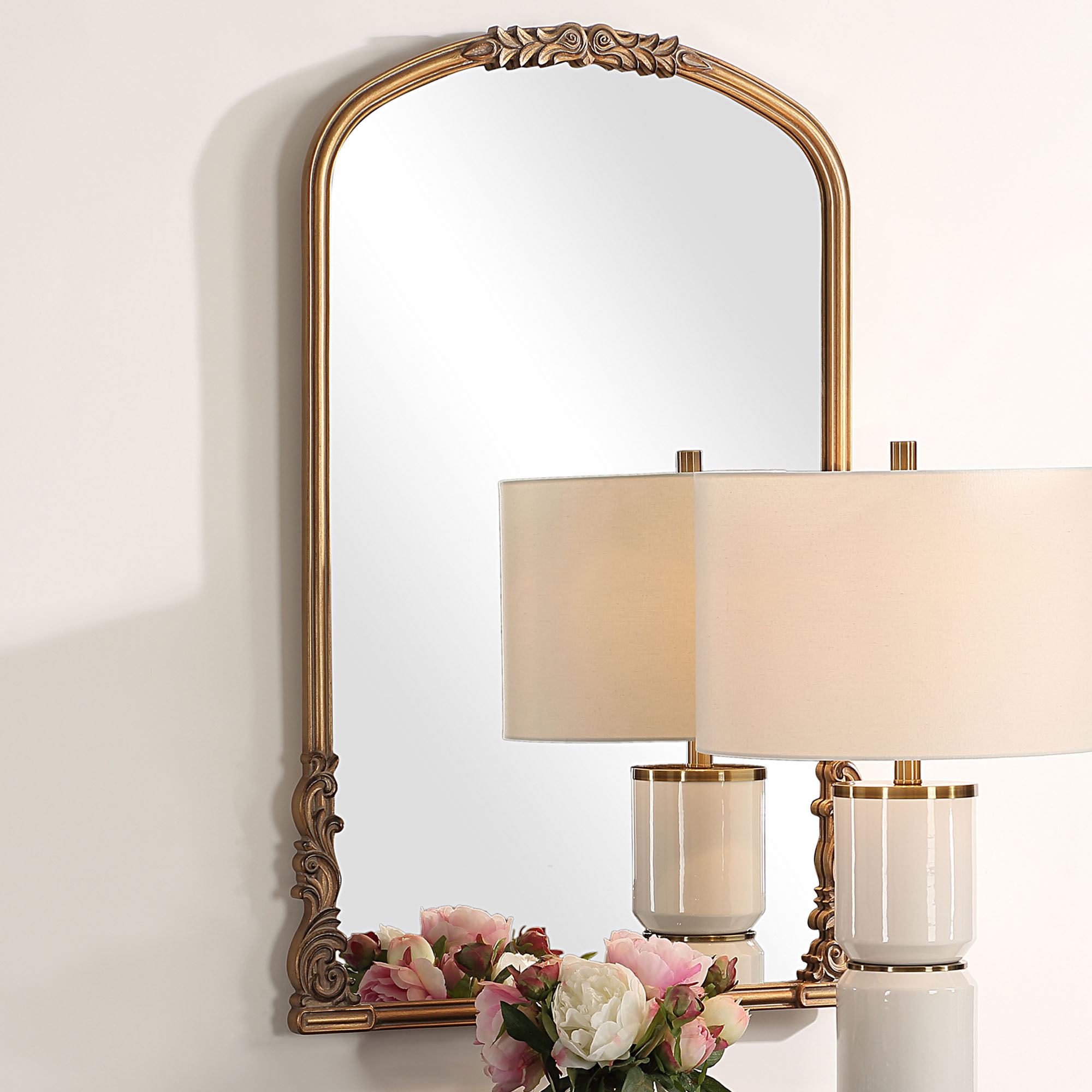 Classic Acanthus Leaf Baroque Style Antique Gold Arched Wall Mirror