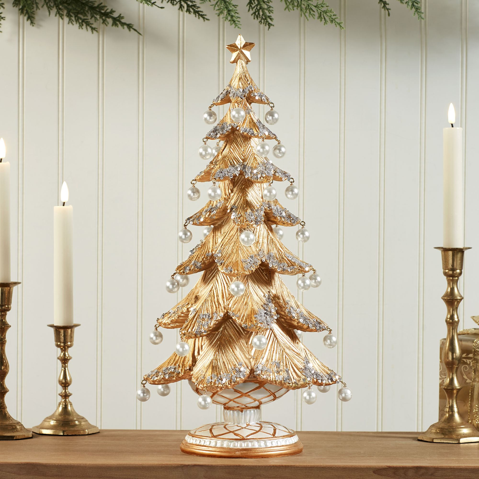 Elegant Tree Sculpture Gold