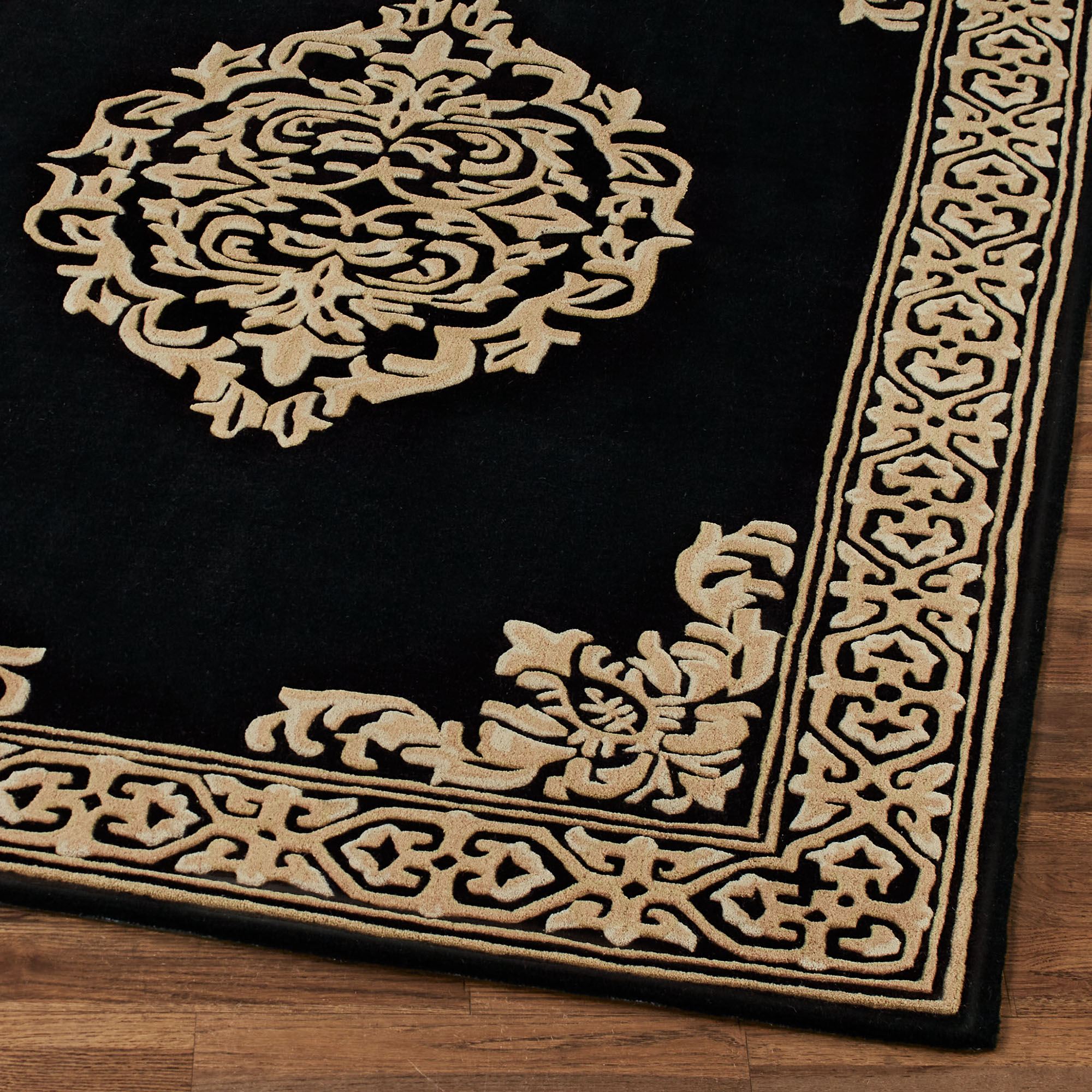 Dynasty Rectangle Rug 33 x 53