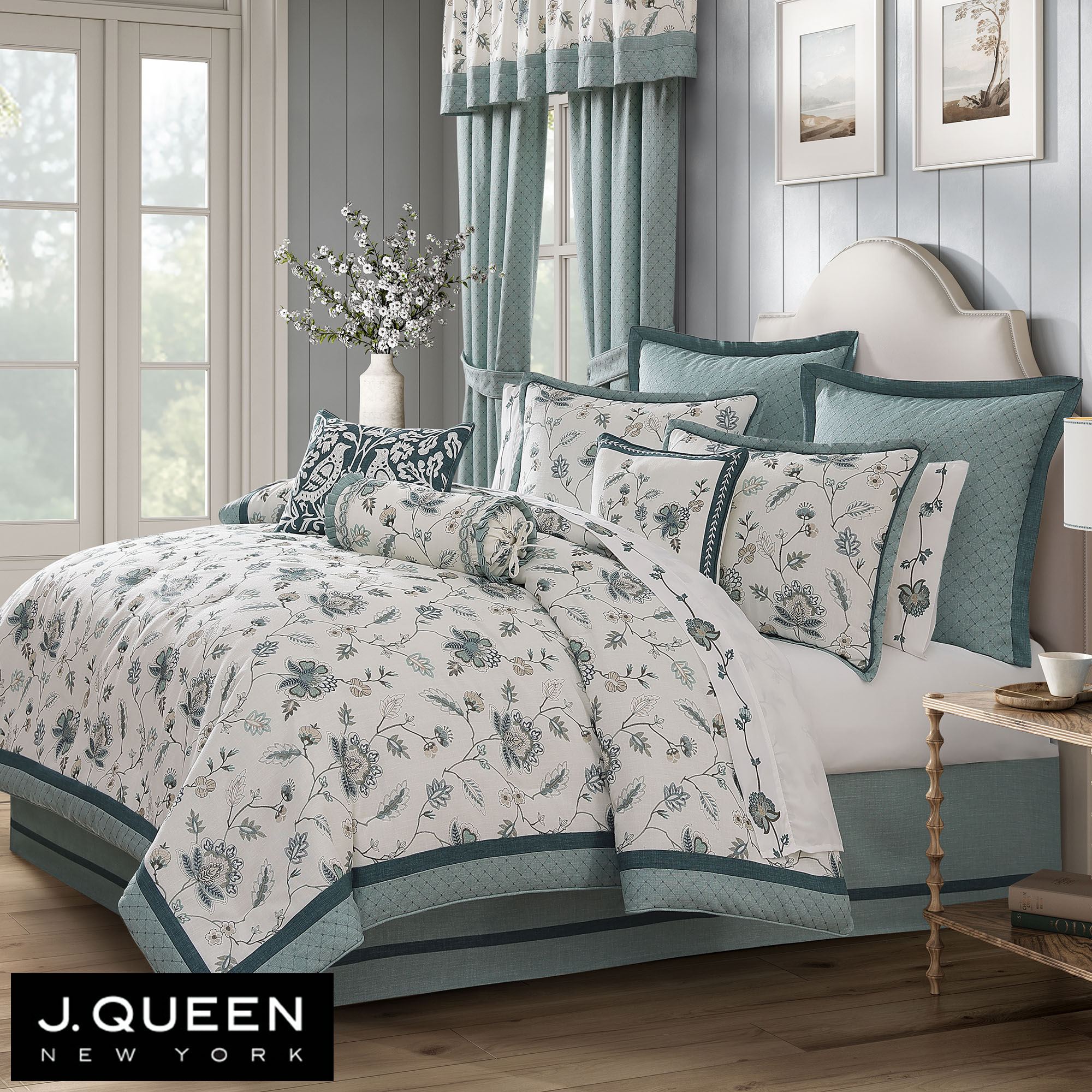 Blossom View Embroidered Comforter Set Teal