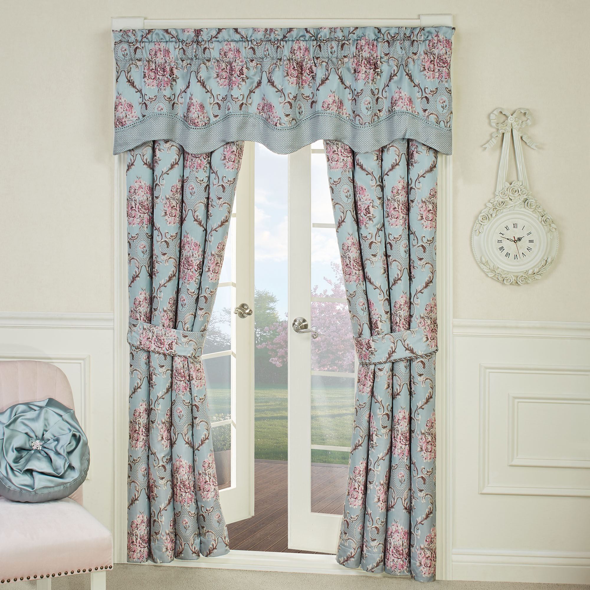 Chateau Scalloped Valance Aqua 72 x 18