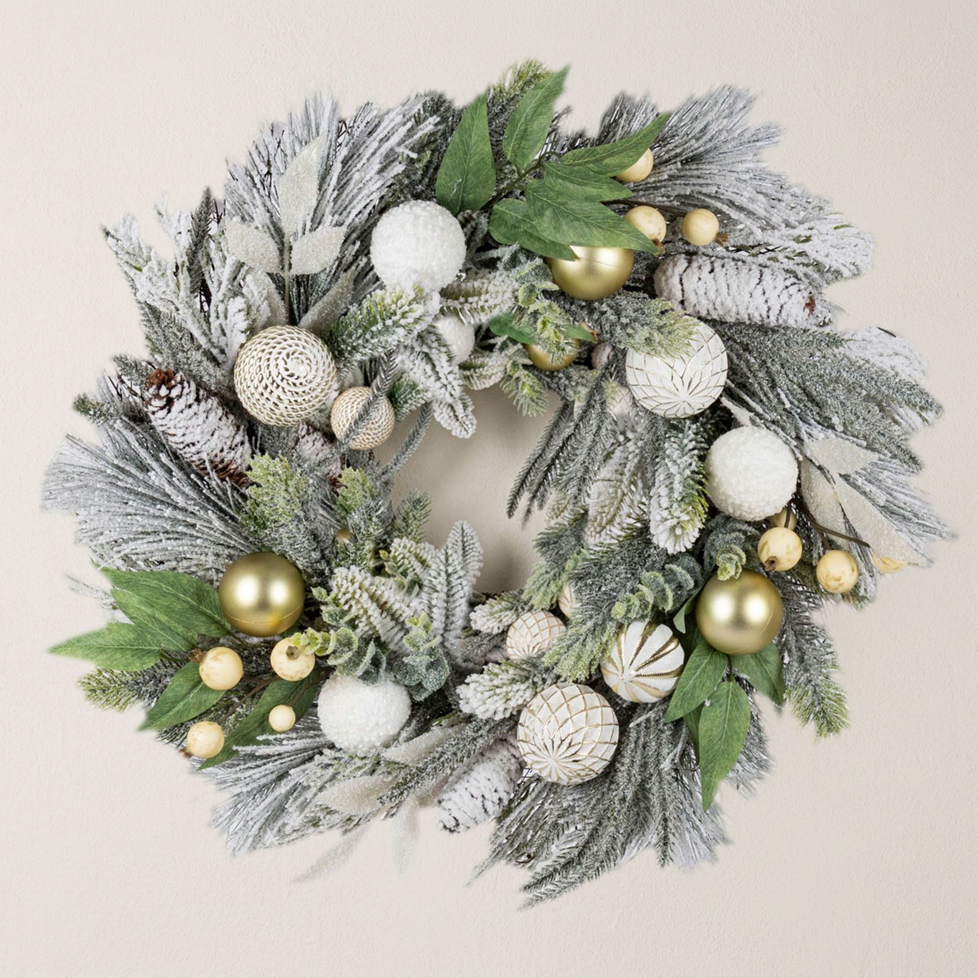 Winter Elegance Wreath Green