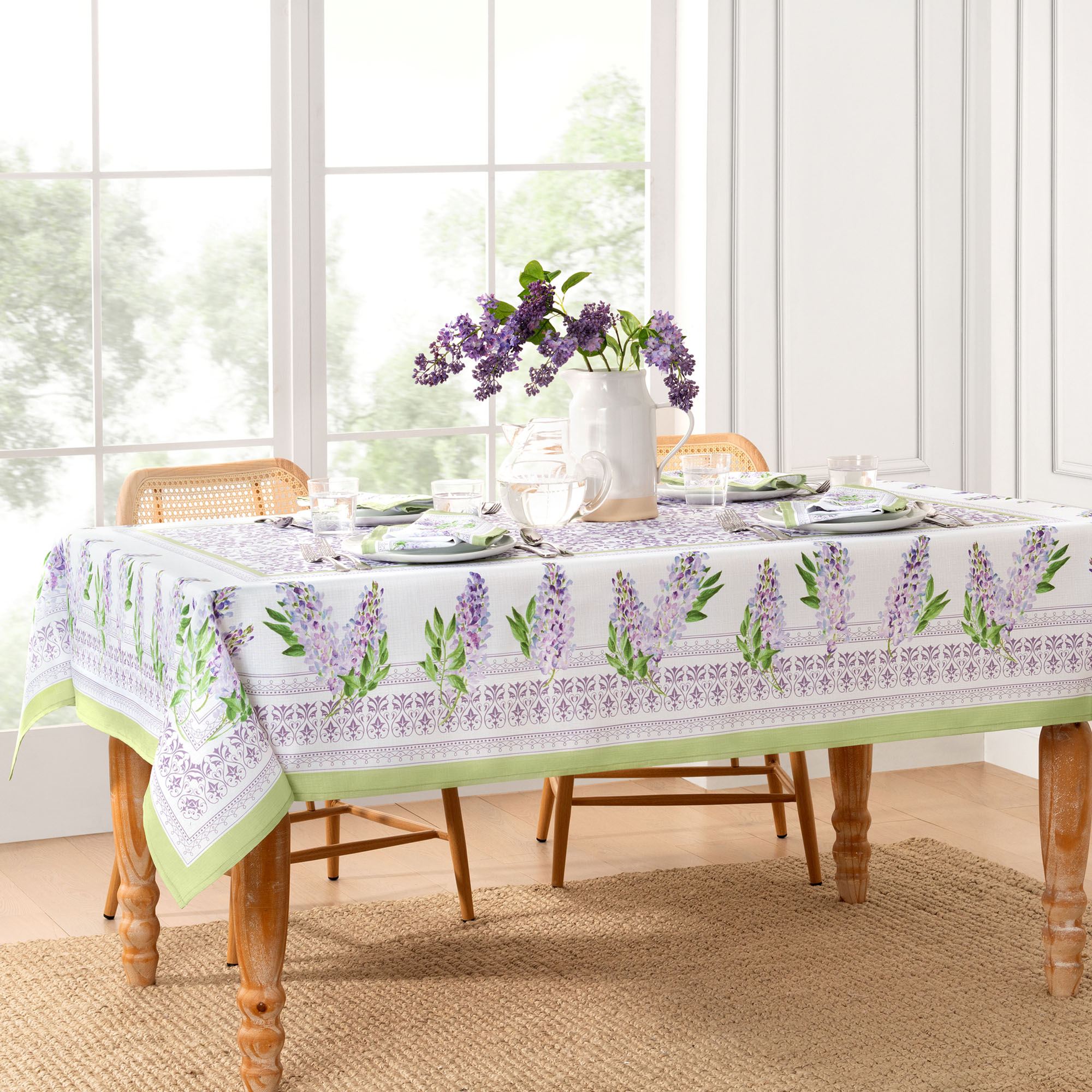 Lilac Bloom Rectangle Tablecloth White