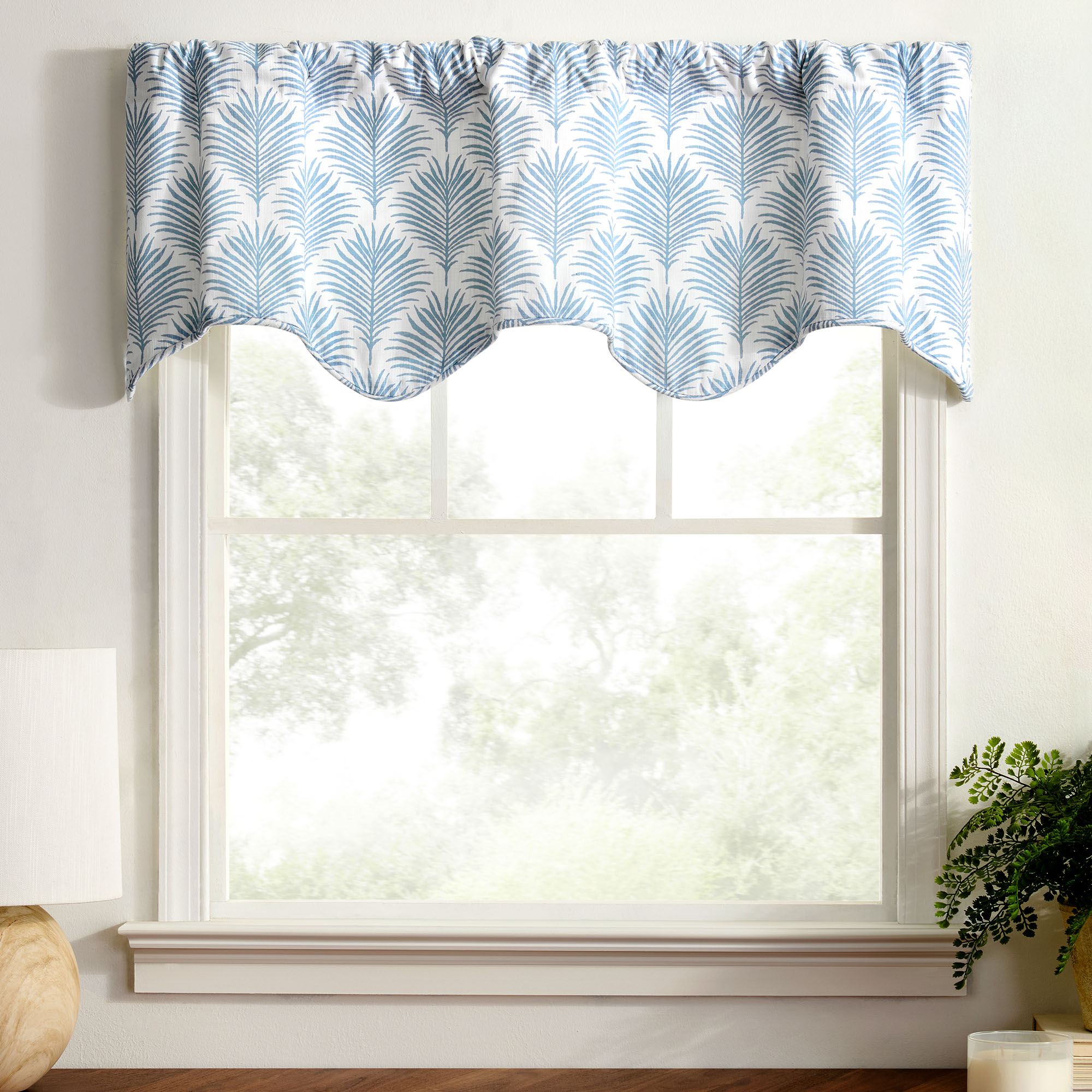 Palm Breeze Scalloped Valance 50 x 16