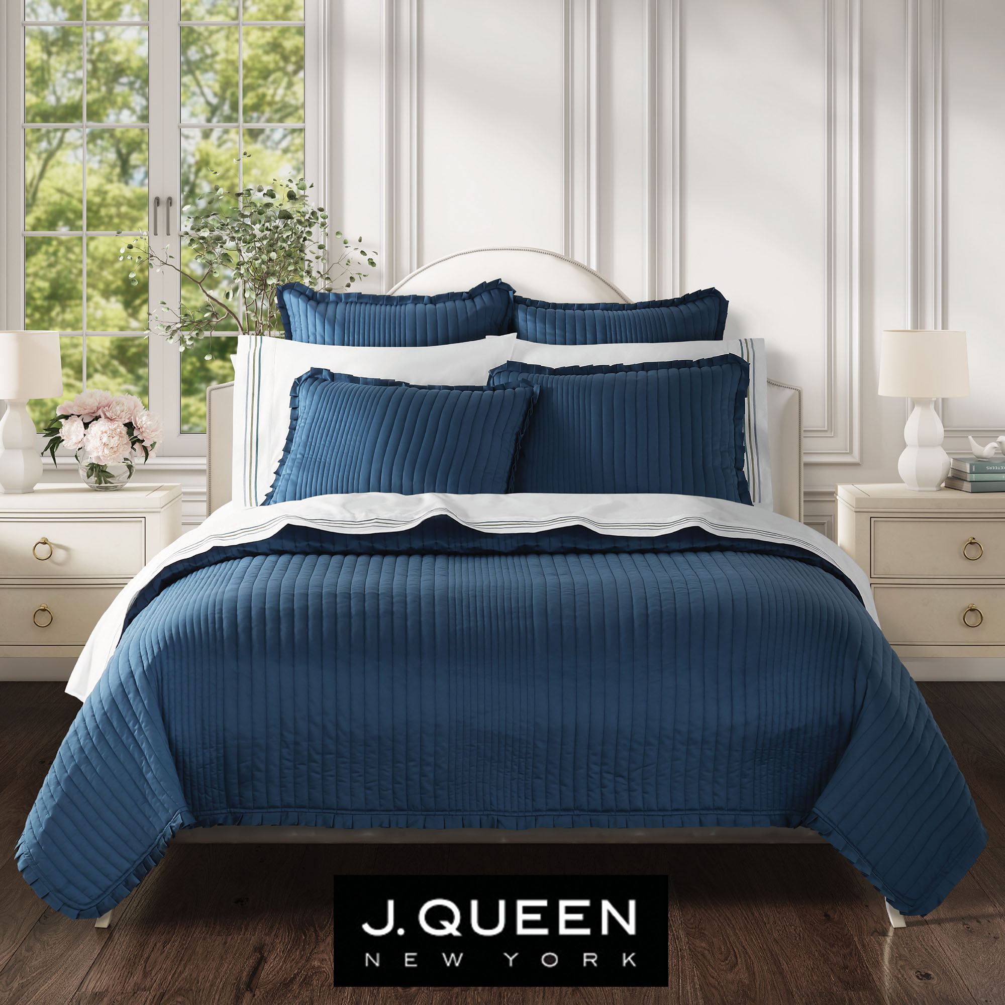 Meadow Blue Quilt Set Dark Blue