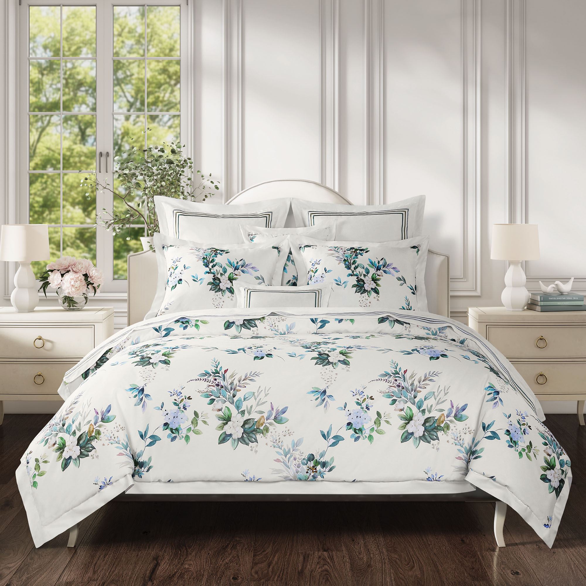 Meadow Floral Comforter Set White