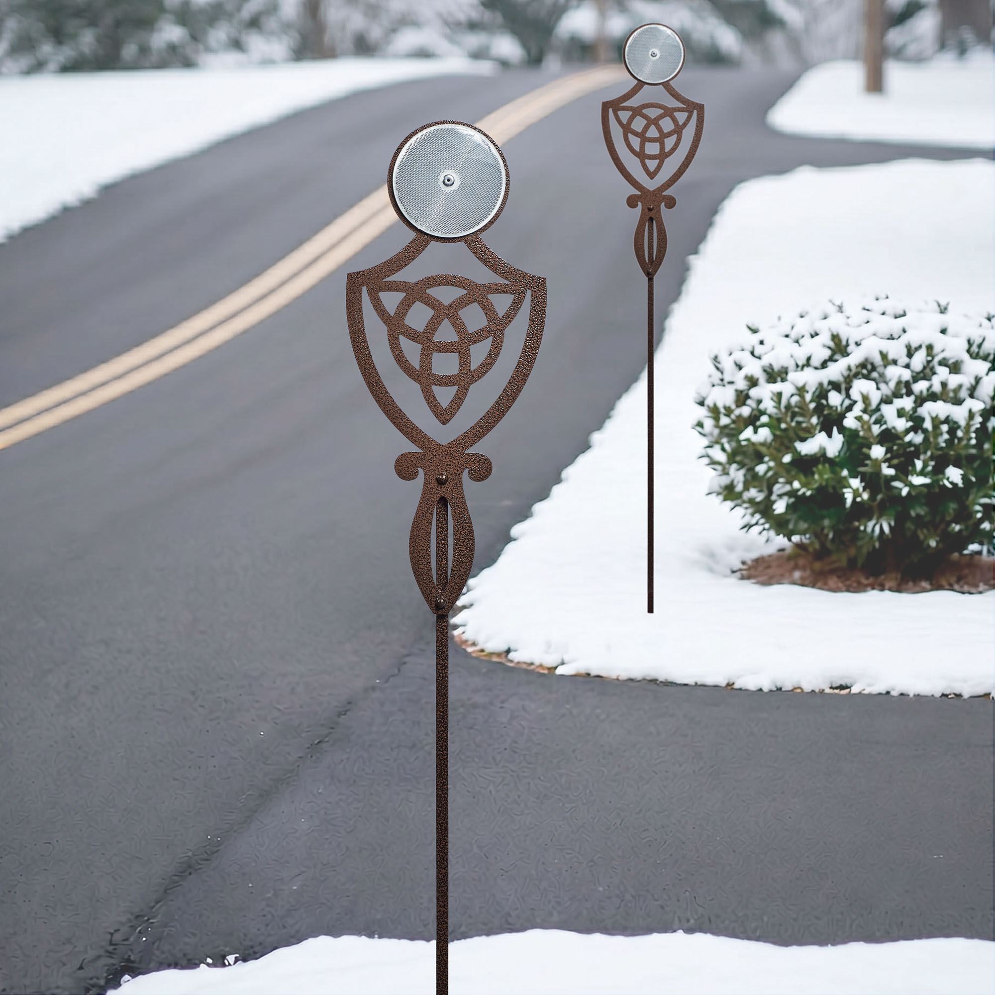 Pathways Crest Celtic Knot Reflective Driveway Marker Stakes Set of Two