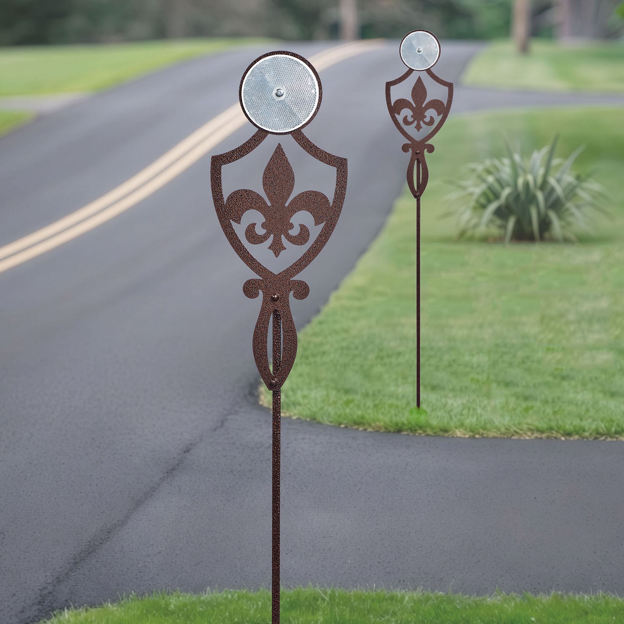 Pathways Crest Fleur de Lis Reflective Driveway Marker Stakes Set of Two