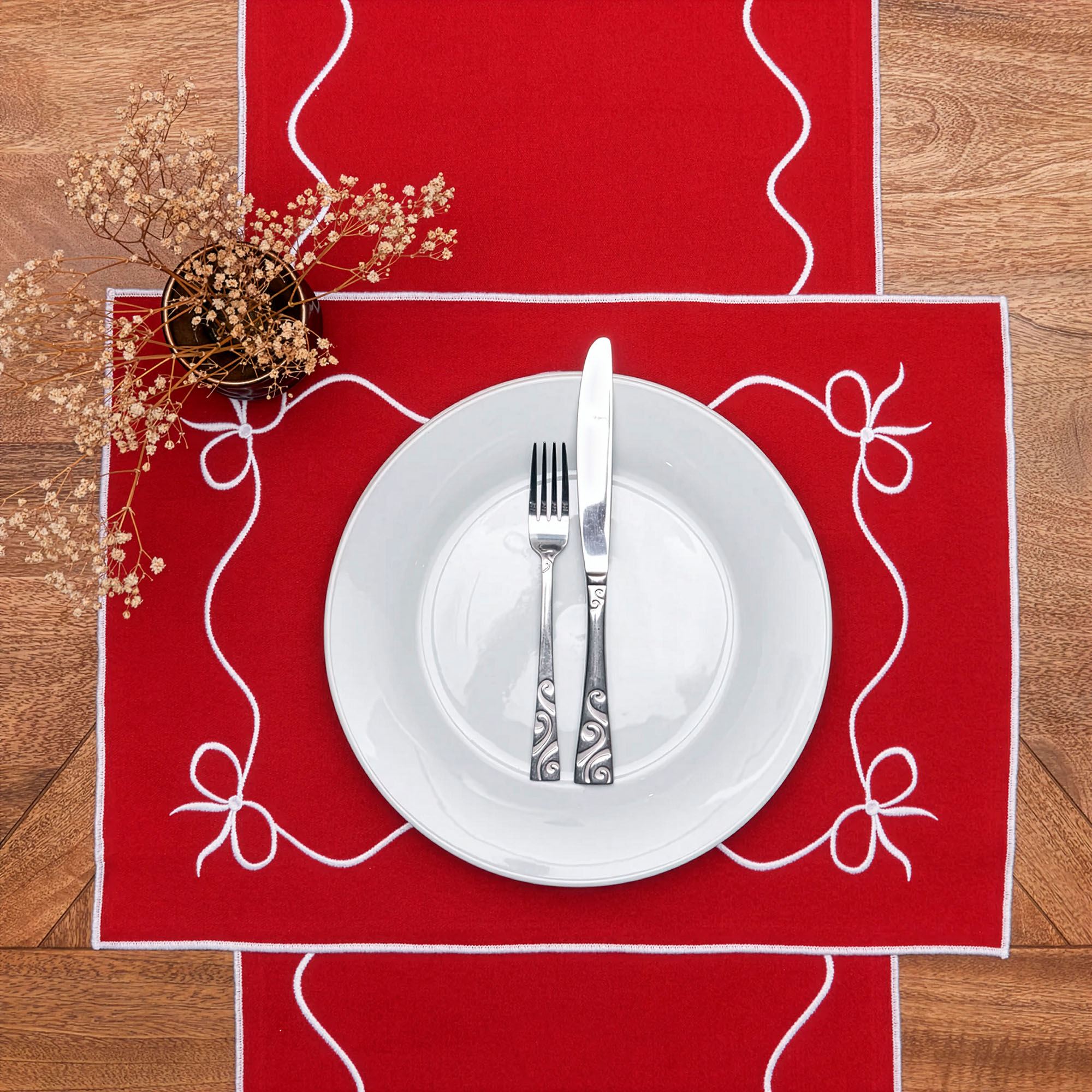 Simply Bows Table Runner Red 14 x 72