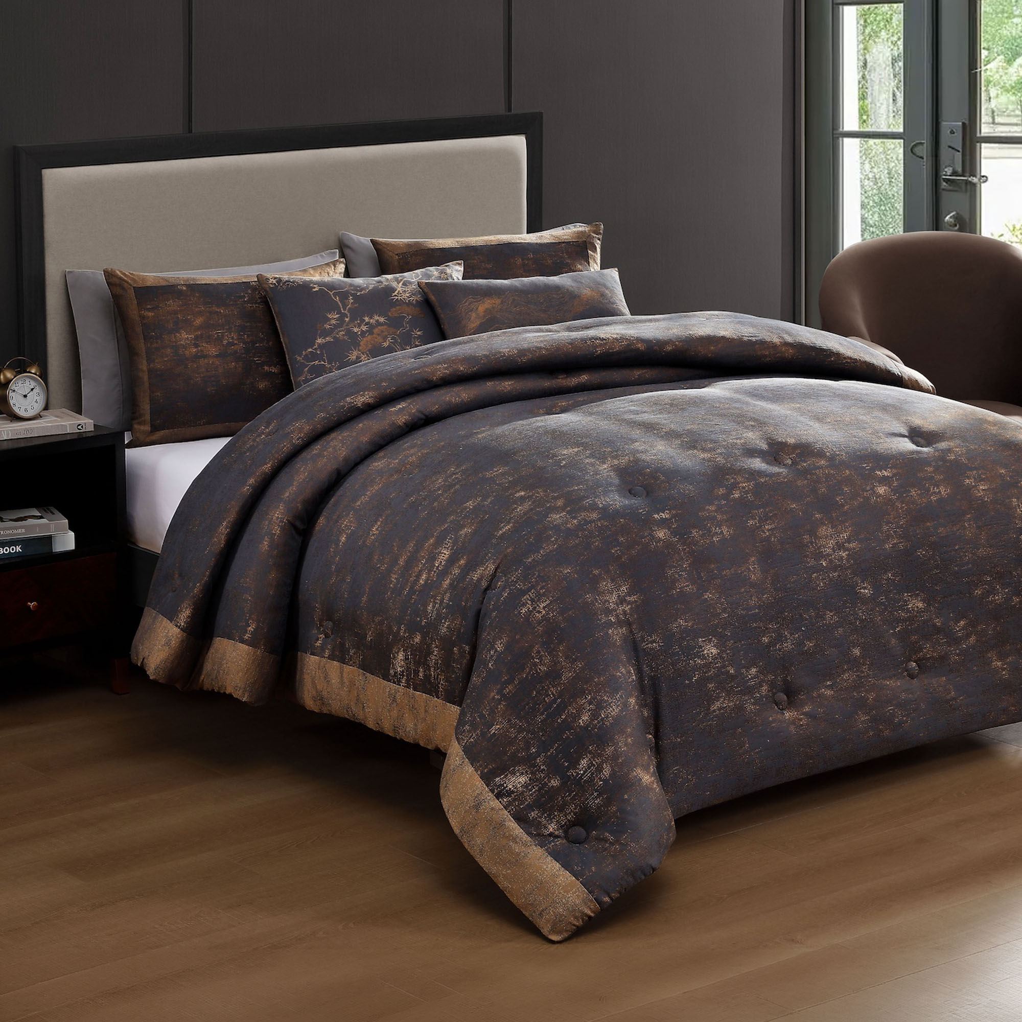 Flynn Comforter Bed Set Charcoal