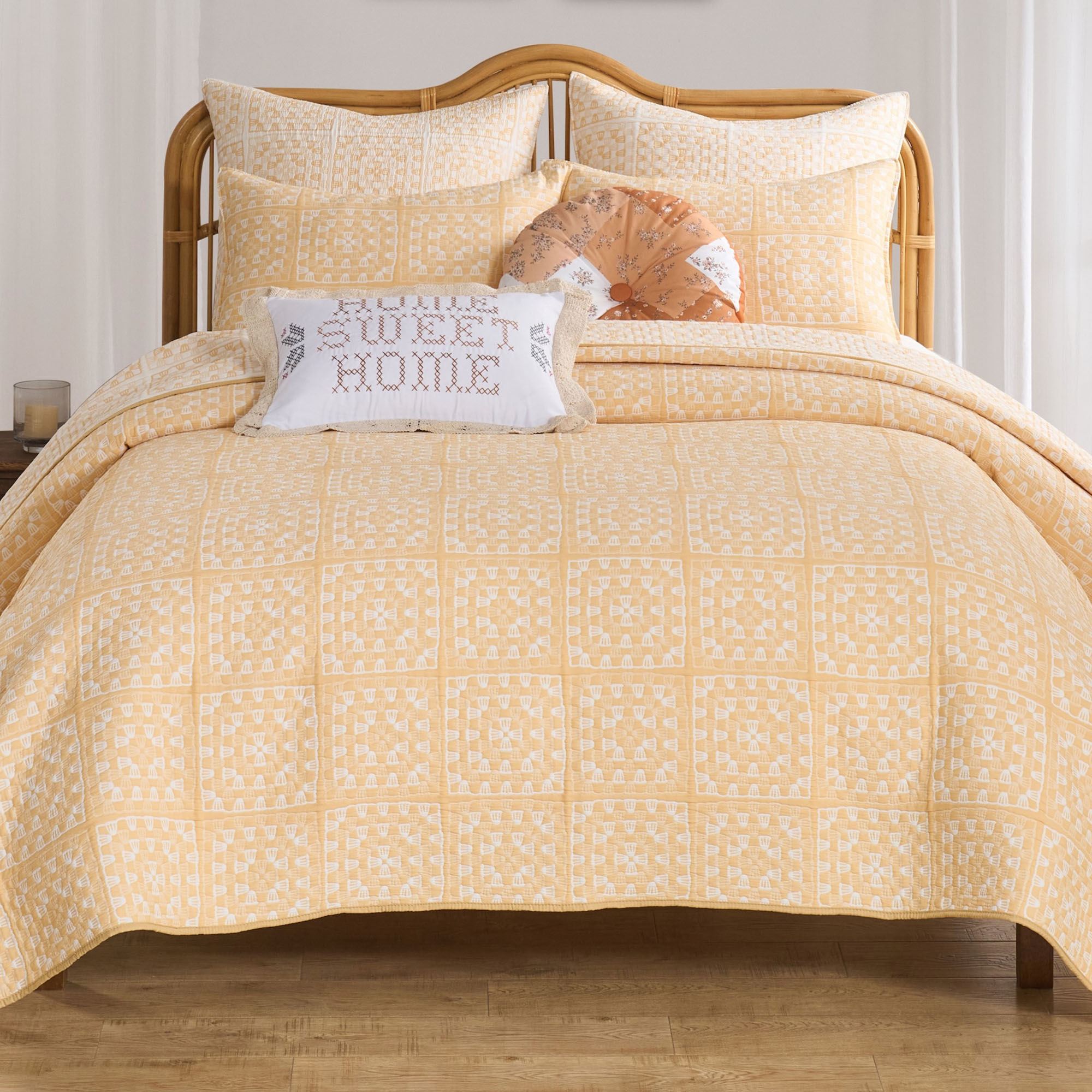 Granny Squares Mini Coverlet Set Golden Yellow