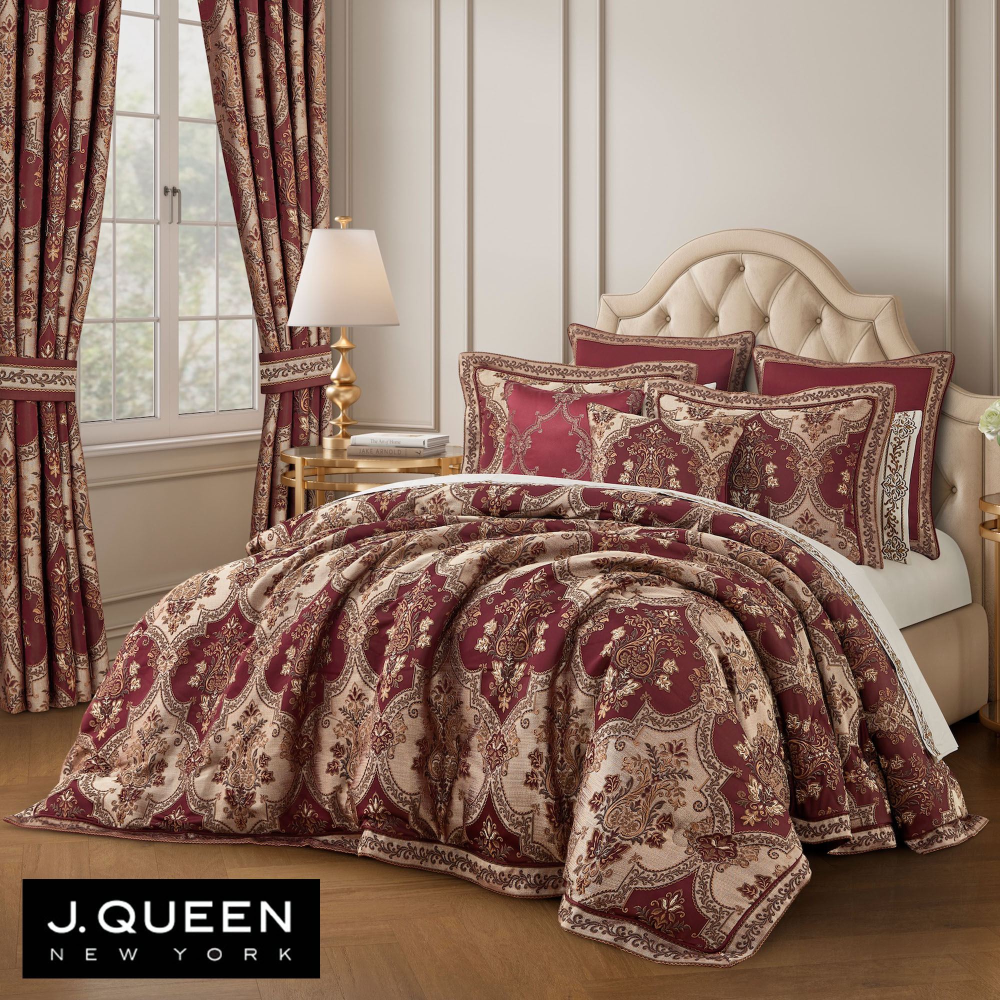 Phyllis Comforter Set Bordeaux