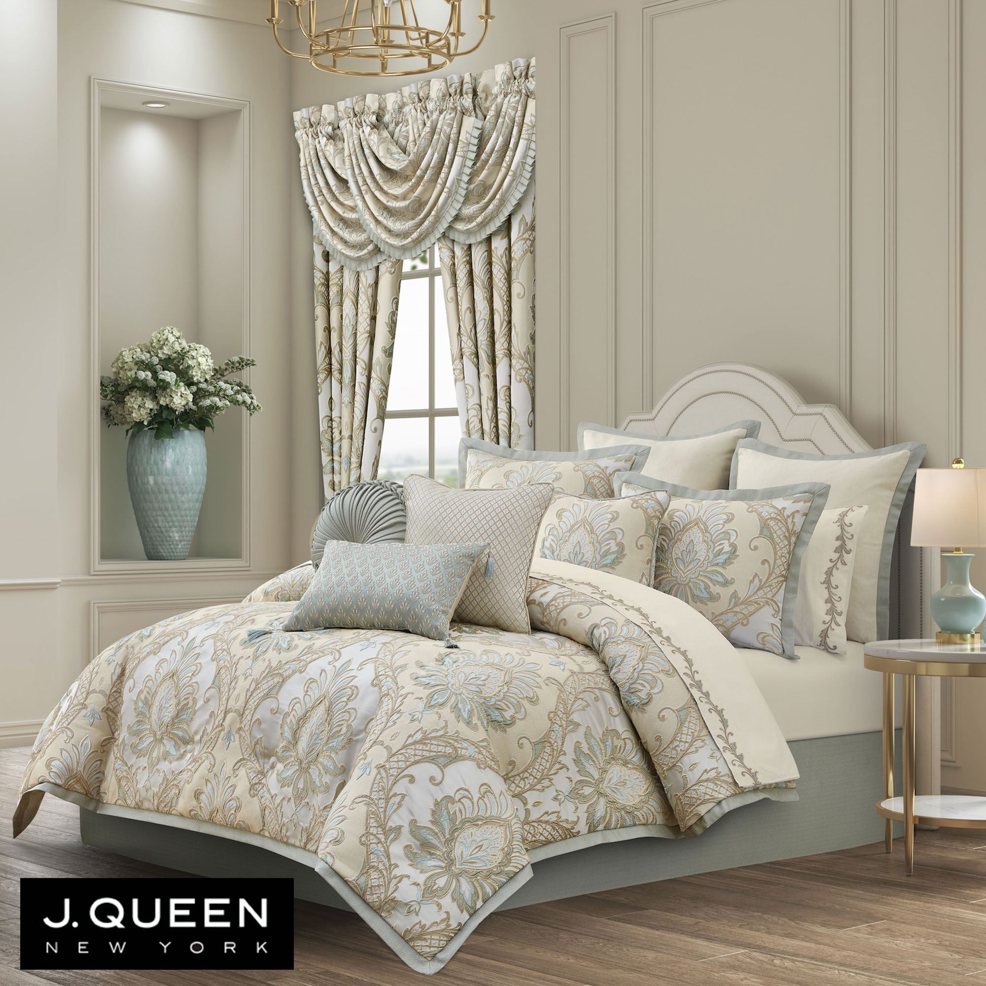 Rita Comforter Set Champagne