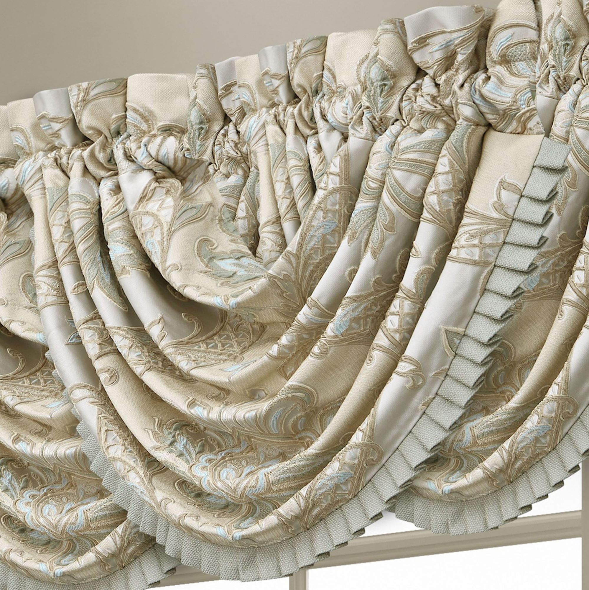 Rita Waterfall Valance Champagne 43 x 33