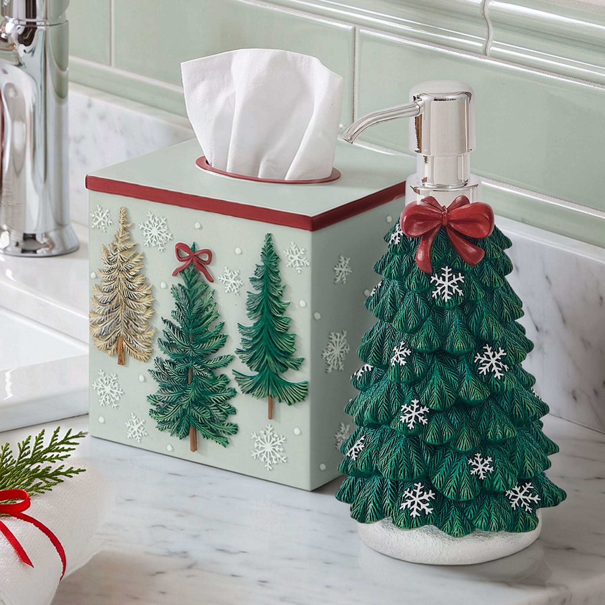 Snowy Pines Lotion Soap Dispenser and Tissue Cover Green Set of Two