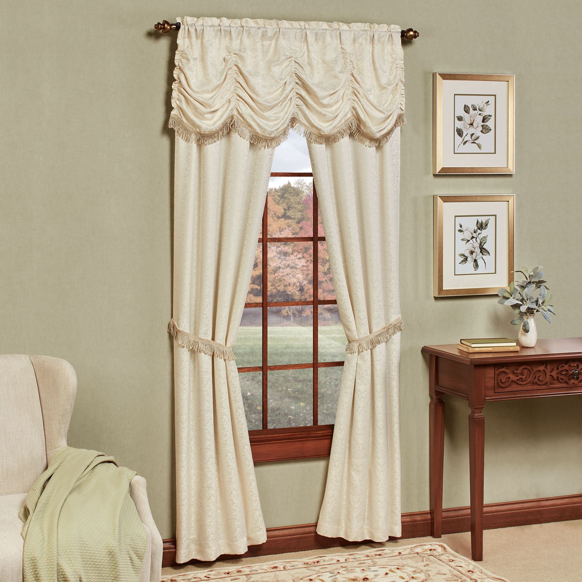 Pizzazz Window Treatment Set