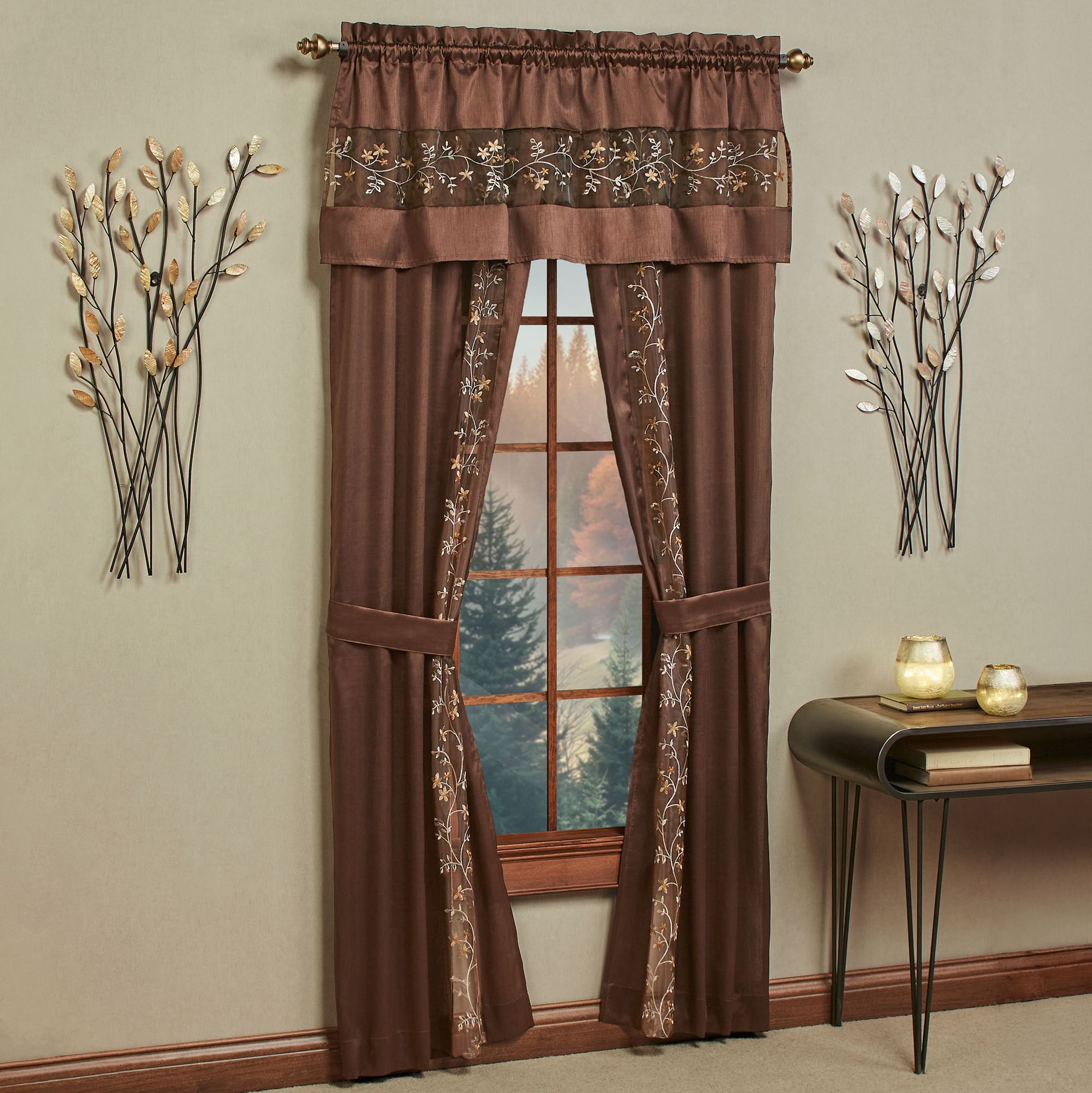 Beverly Window Treatment Set
