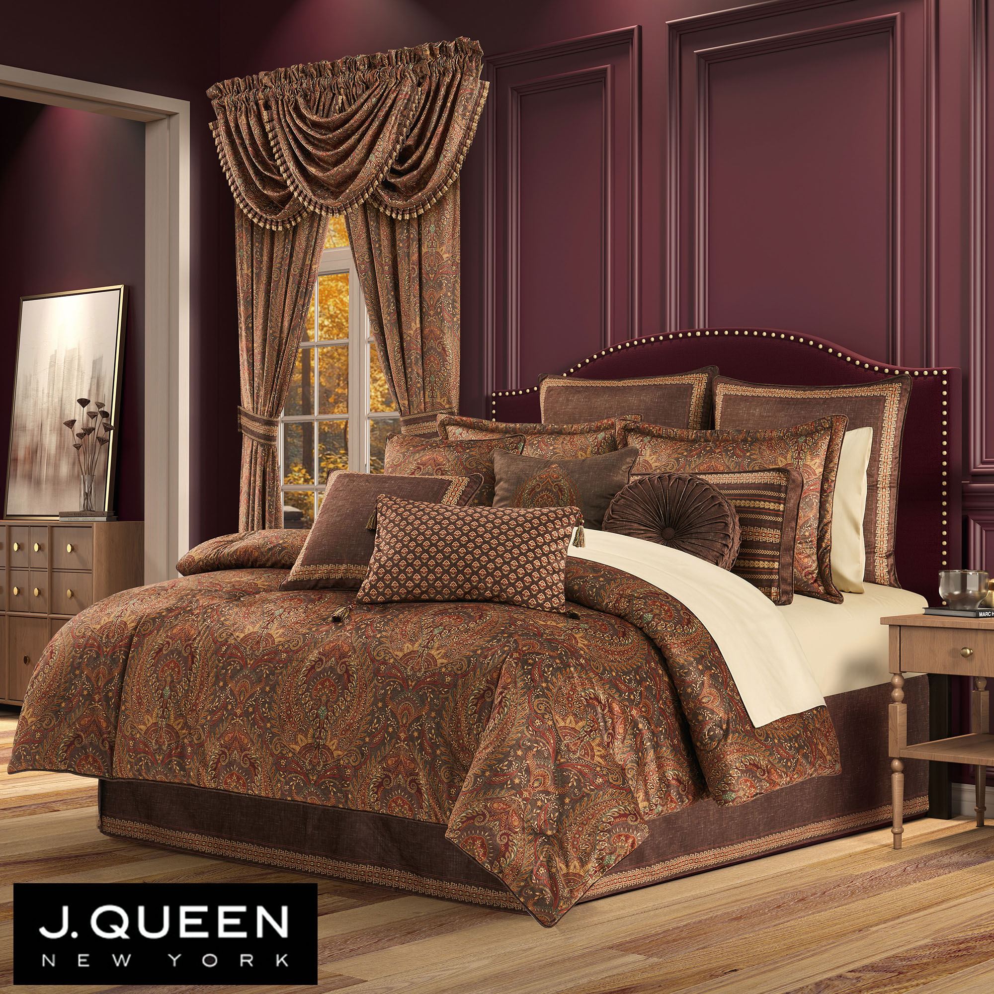 Destiny II Comforter Set Chocolate