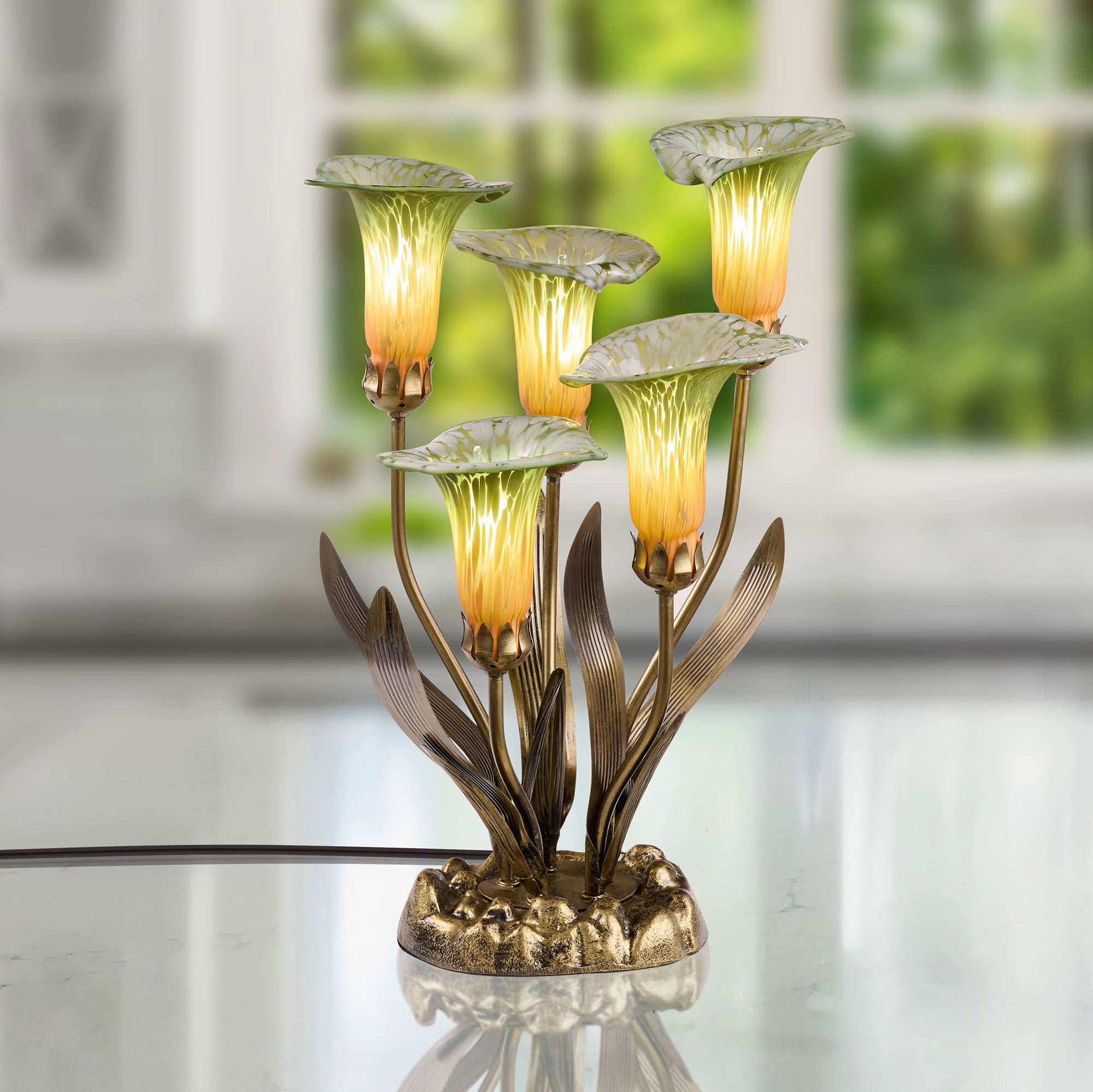 Calla Lily Bouquet Accent Lamp Green
