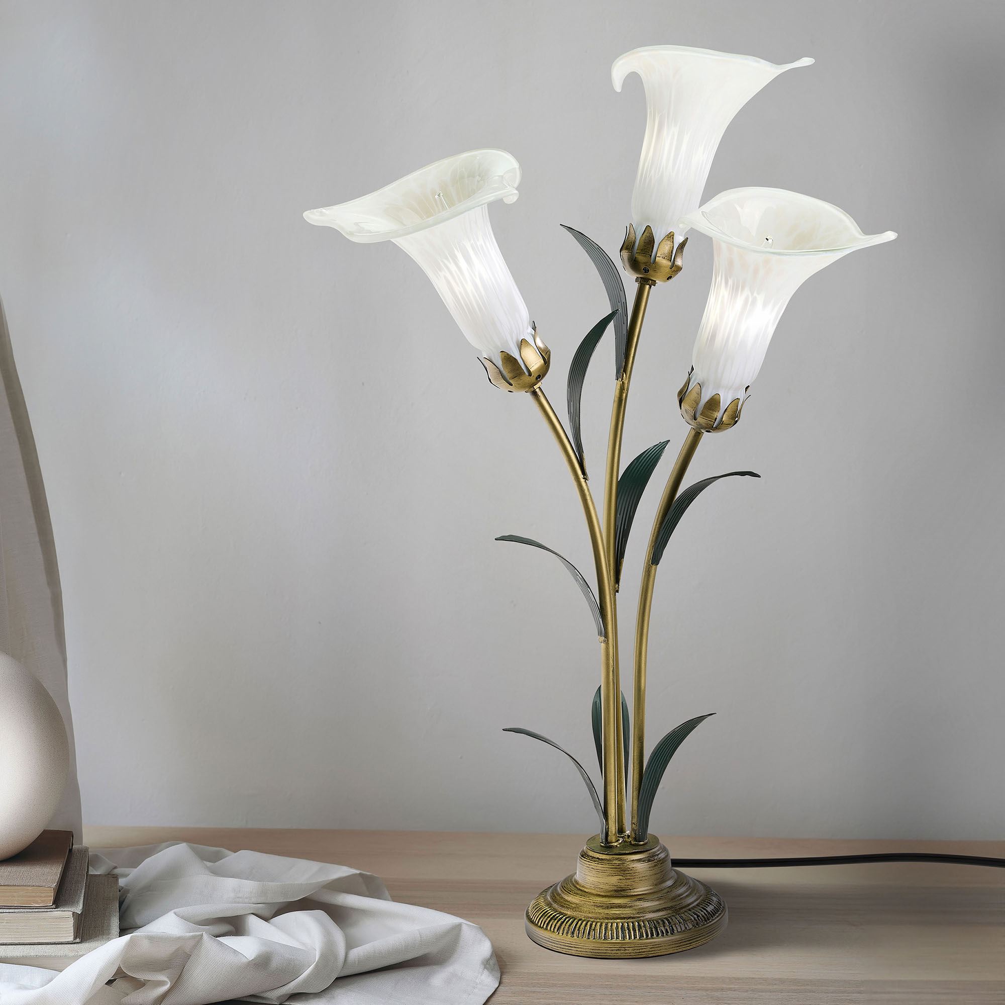 Calla Lily Trio Accent Lamp White