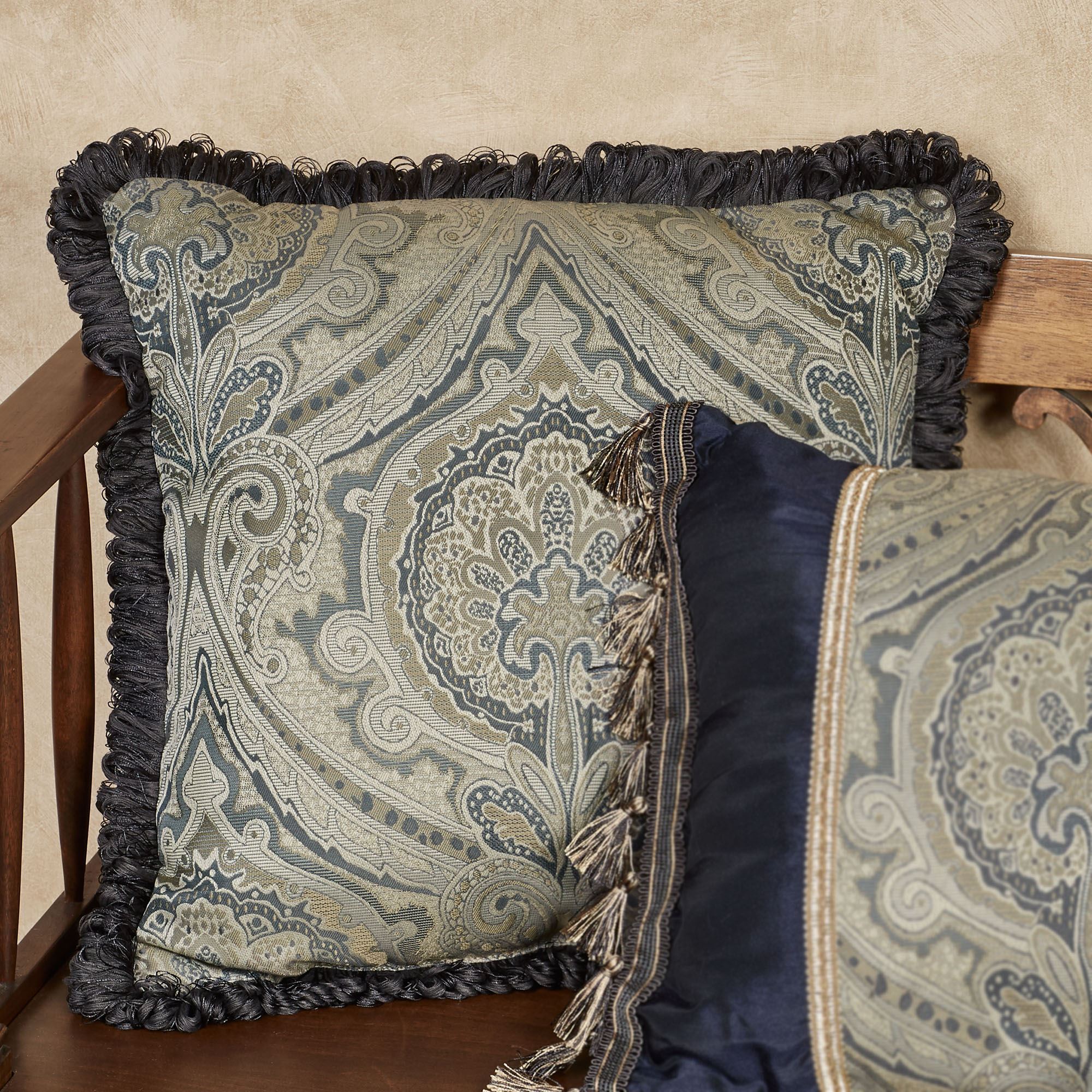 croscill throw pillows