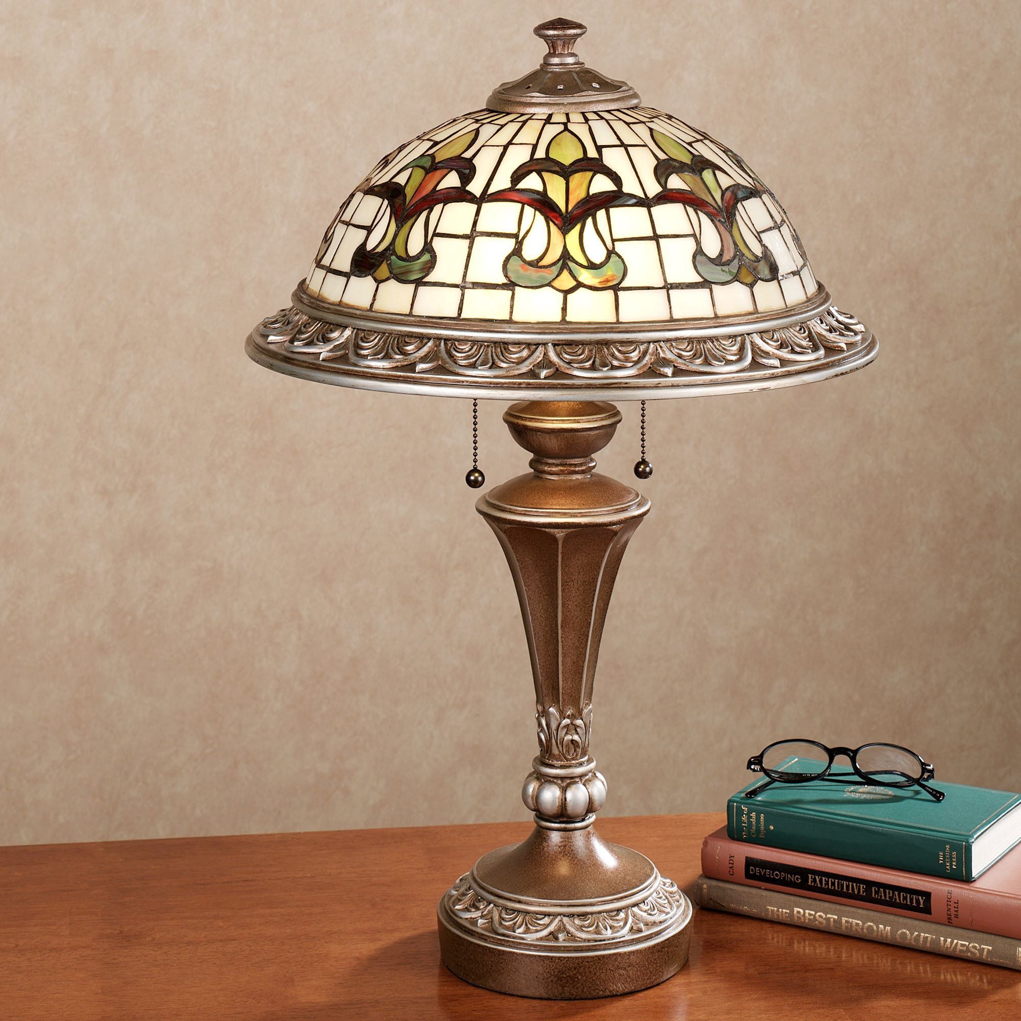 Fleur de Lis Stained Glass Table Lamp